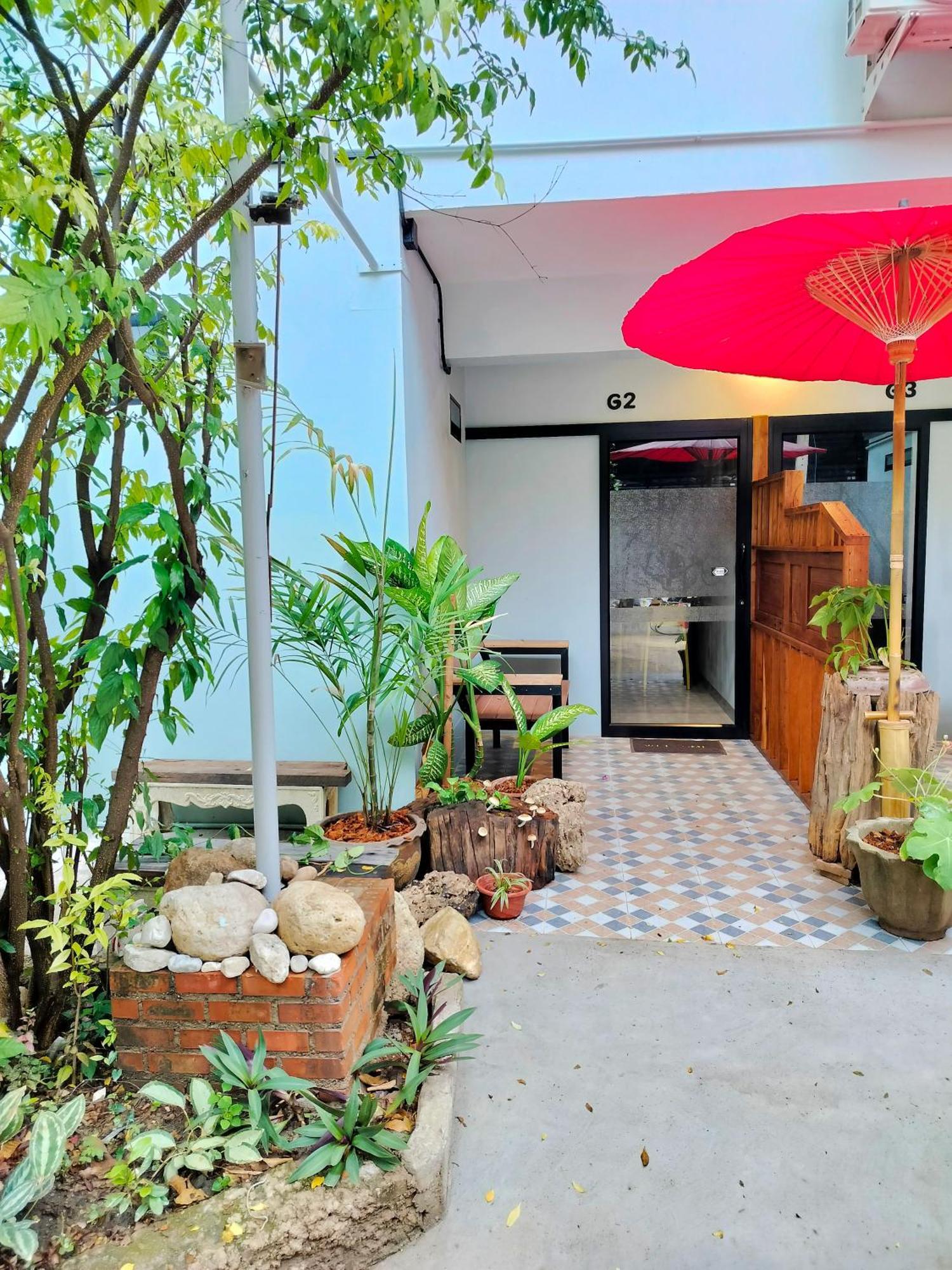 Aparthotel Oldy De Garden Chiang Mai Esterno foto