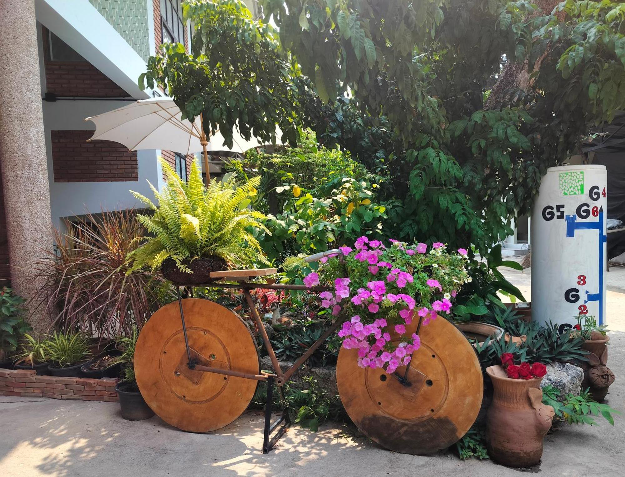 Aparthotel Oldy De Garden Chiang Mai Esterno foto